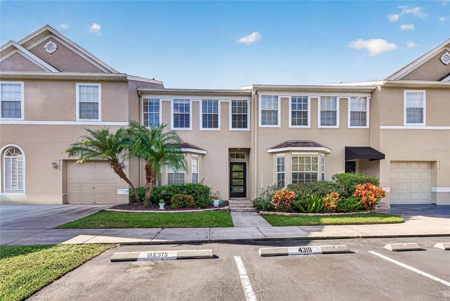 Property photo for 4319 DEERMONT CIRCLE, Tampa, FL