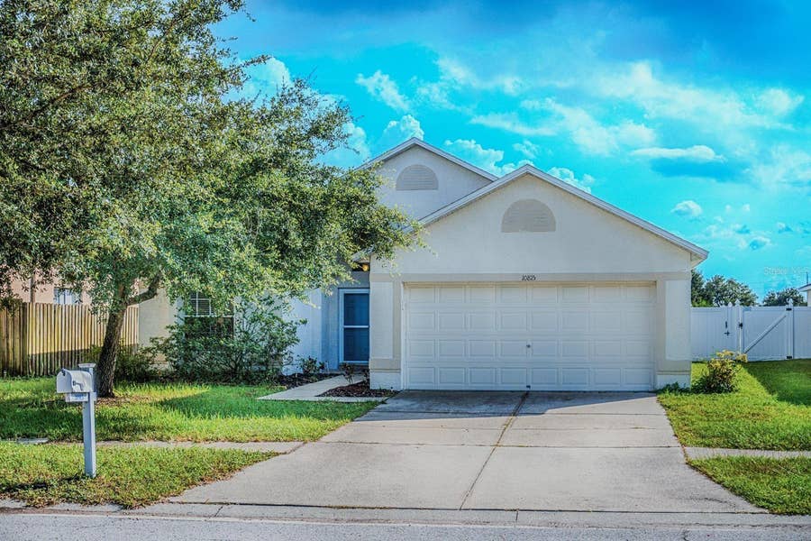 Property photo for 10815 LAKESIDE VISTA DRIVE, Riverview, FL