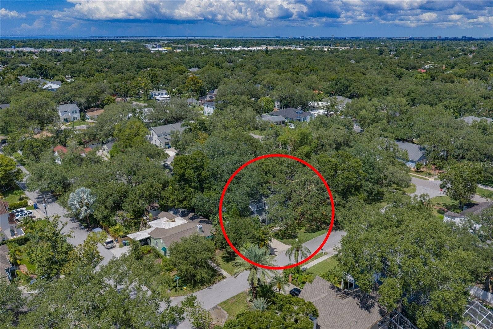4615 S ESPERANZA AVENUE, Tampa, FL 33611 4615 S ESPERANZA AVENUE, Tampa, FL 33611