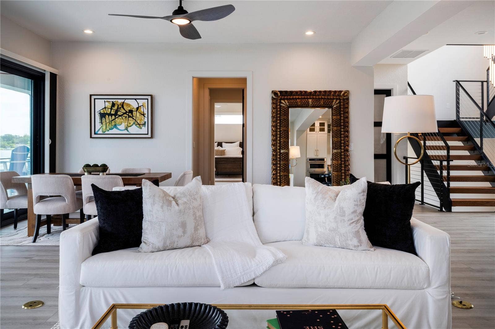 7973 CAUSEWAY BOULEVARD N, St Petersburg, FL 33707 lLiving Room 3
