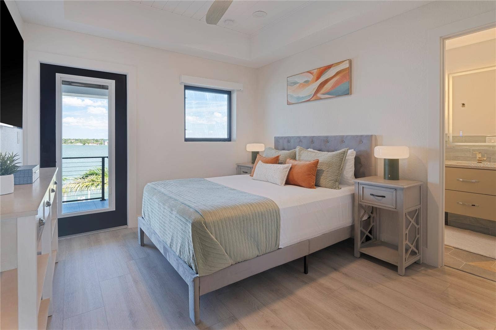 7973 CAUSEWAY BOULEVARD N, St Petersburg, FL 33707 Guest Bedroom 2