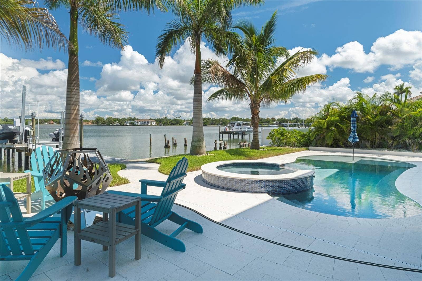 7973 CAUSEWAY BOULEVARD N, St Petersburg, FL 33707 7973 CAUSEWAY BOULEVARD N, St Petersburg, FL 33707