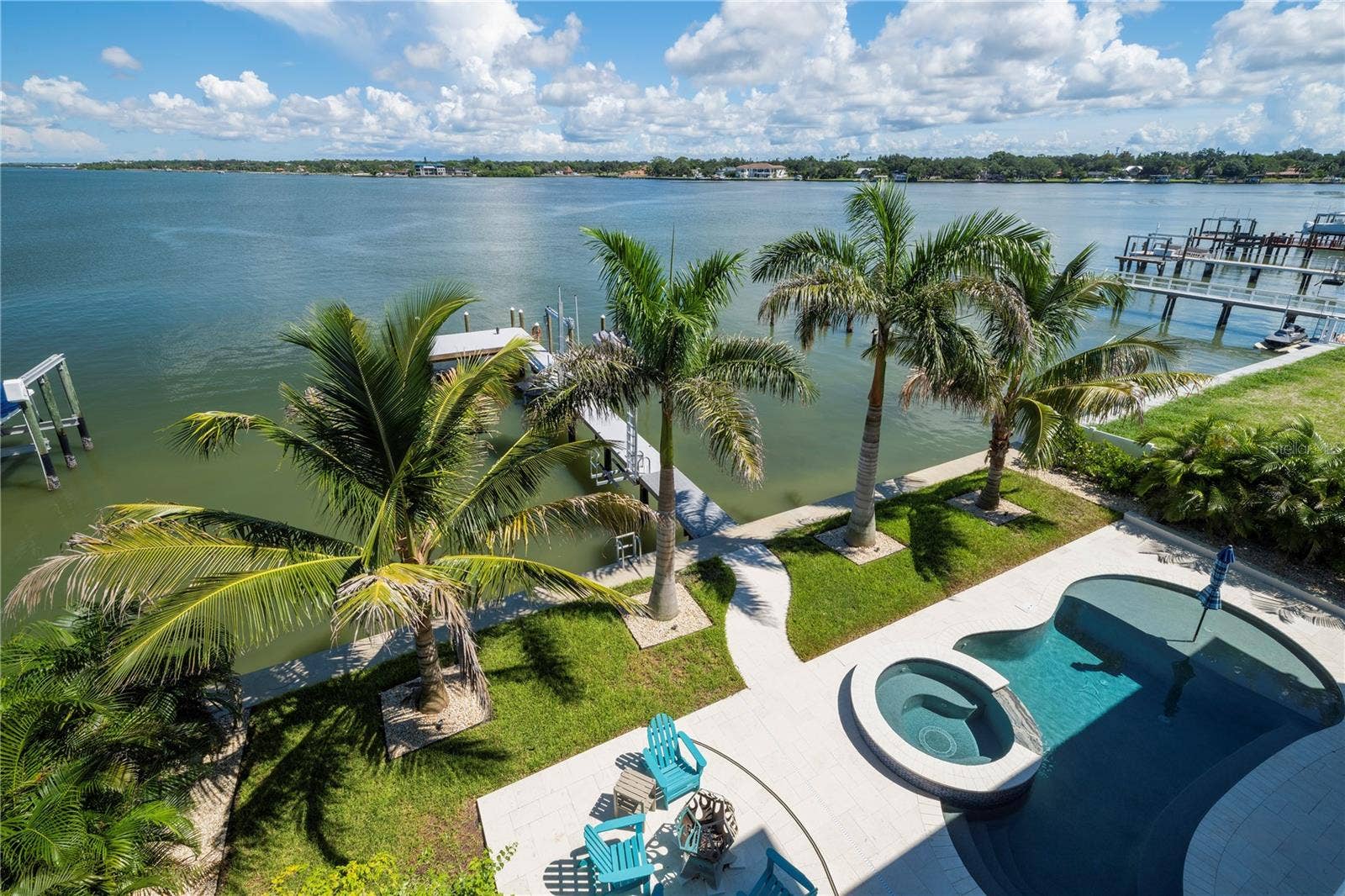 7973 CAUSEWAY BOULEVARD N, St Petersburg, FL 33707 7973 CAUSEWAY BOULEVARD N, St Petersburg, FL 33707