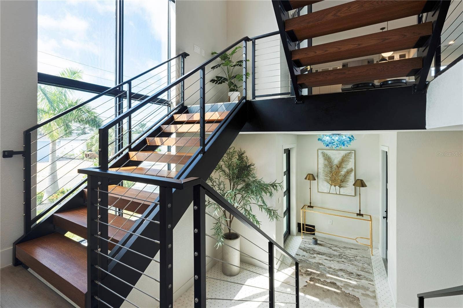 7973 CAUSEWAY BOULEVARD N, St Petersburg, FL 33707 Stairs