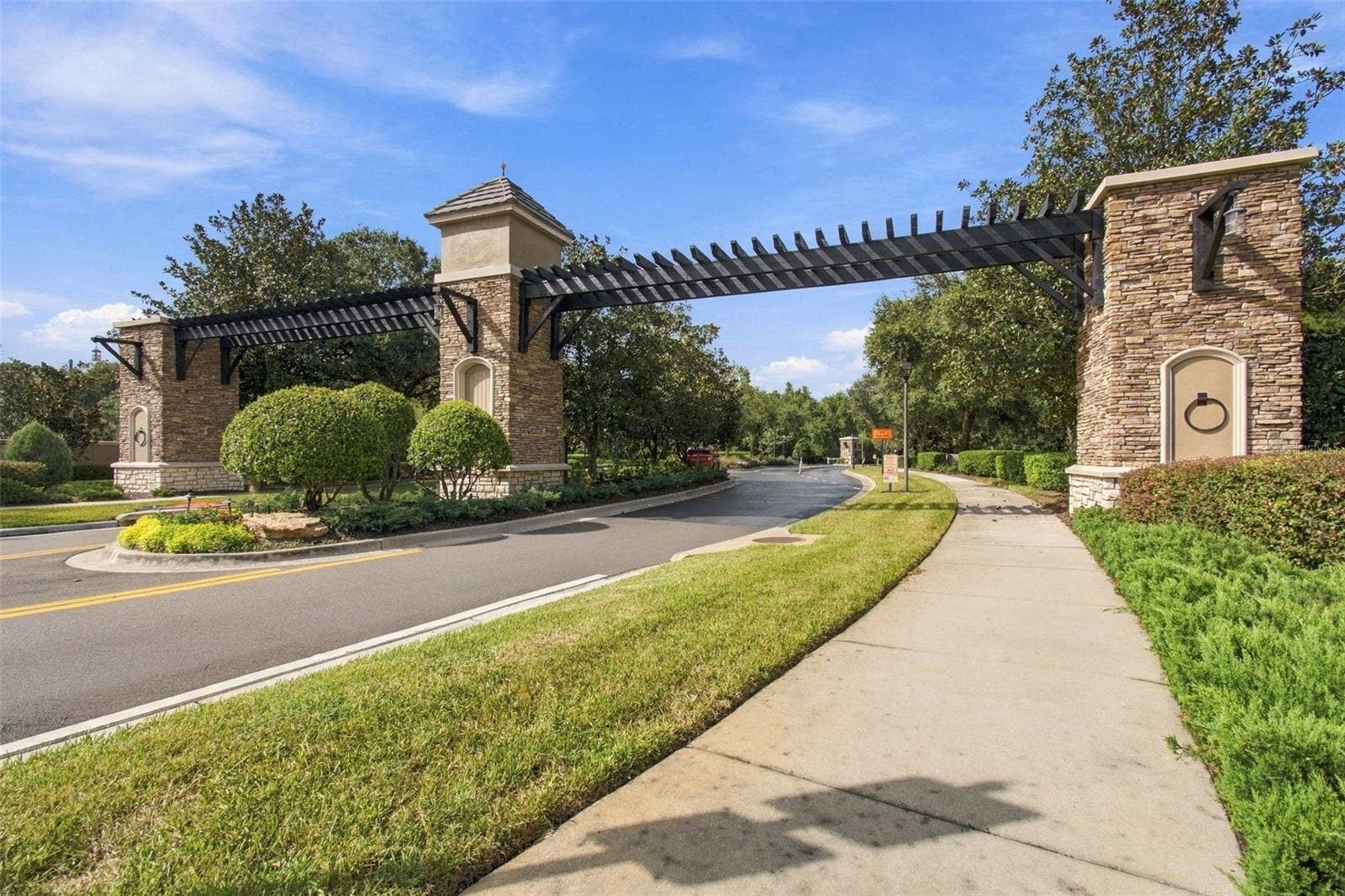 3339 DIAMOND FALLS CIRCLE, Land O Lakes, FL 34638