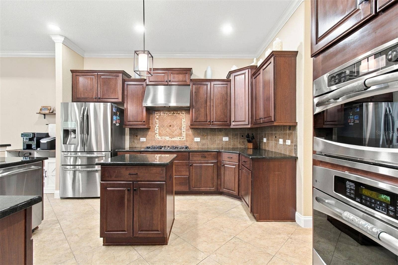 3339 DIAMOND FALLS CIRCLE, Land O Lakes, FL 34638