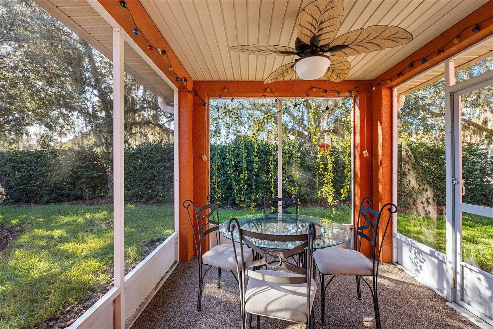 566 VINEYARD WAY, Poinciana, FL 34759 Screen Lanai