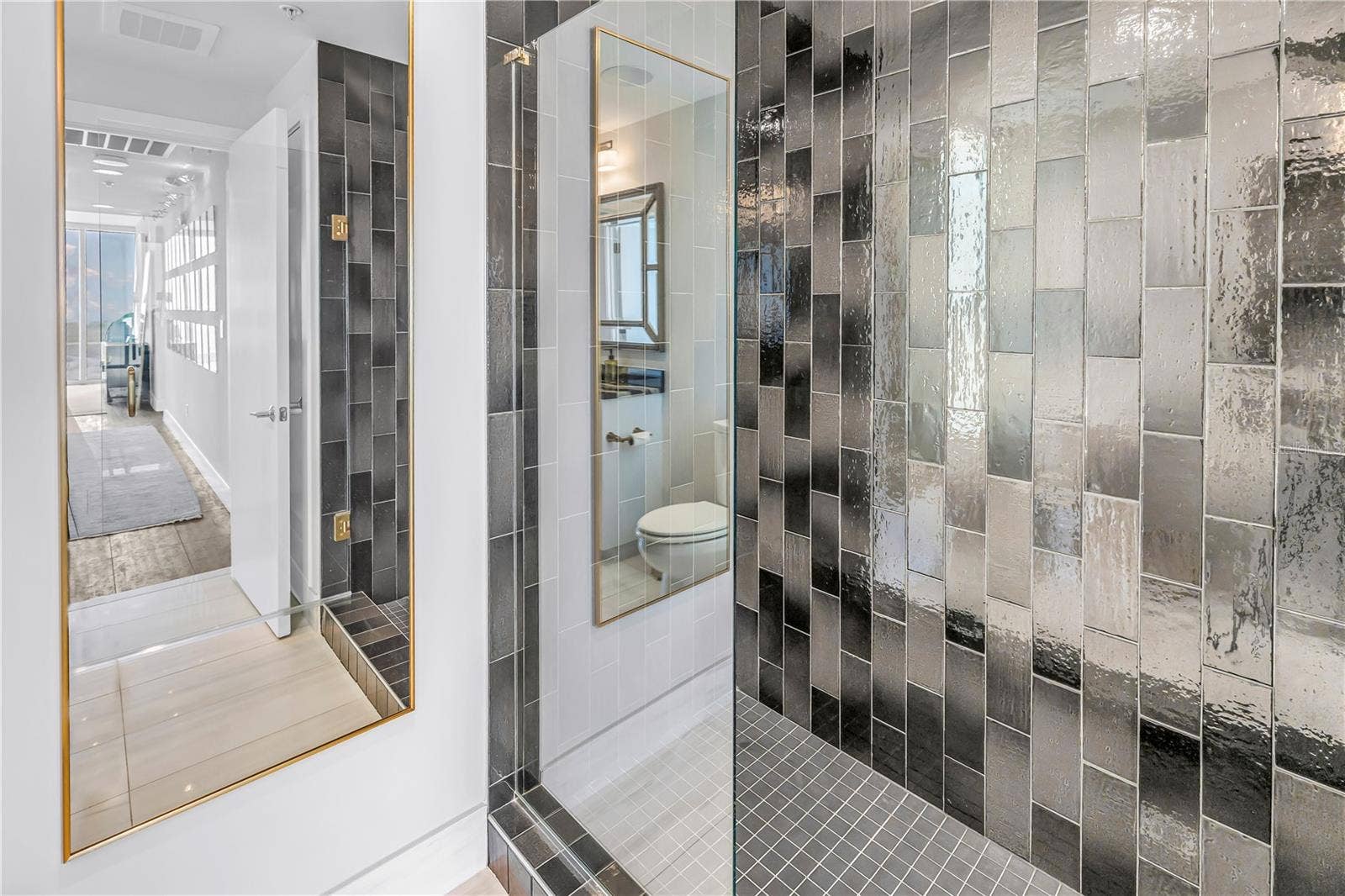 176 4TH AVENUE NE, #1101, St Petersburg, FL 33701 176 4TH AVENUE NE, #1101, St Petersburg, FL 33701