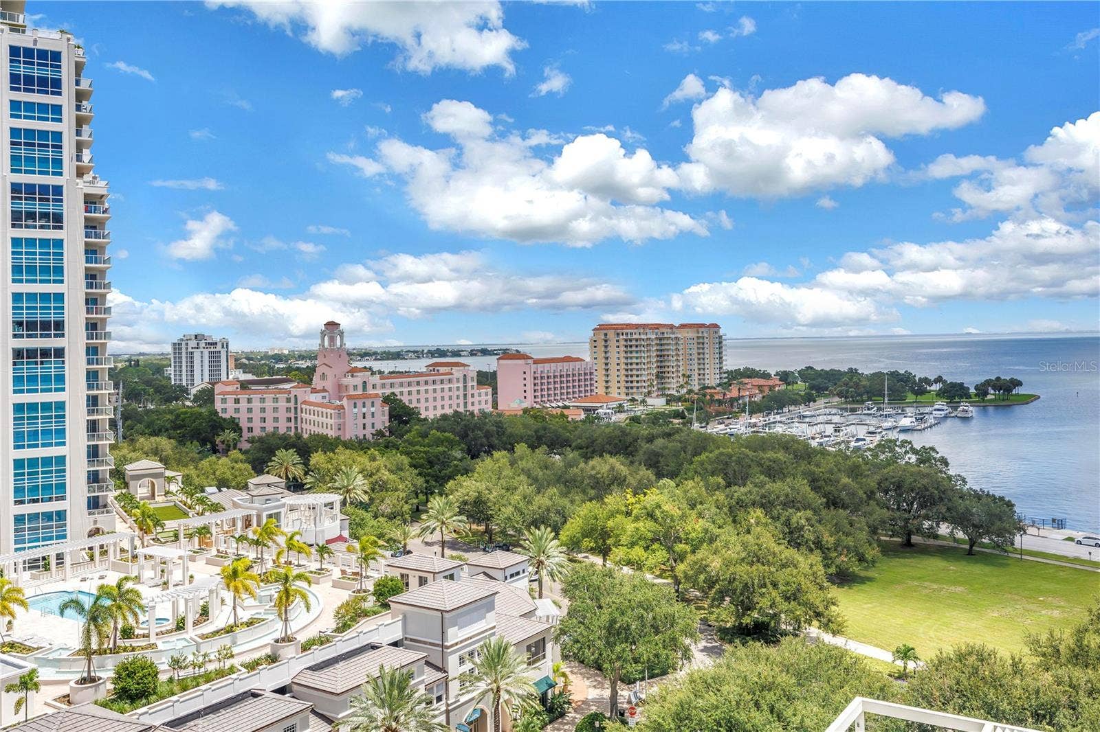 176 4TH AVENUE NE, #1101, St Petersburg, FL 33701 176 4TH AVENUE NE, #1101, St Petersburg, FL 33701