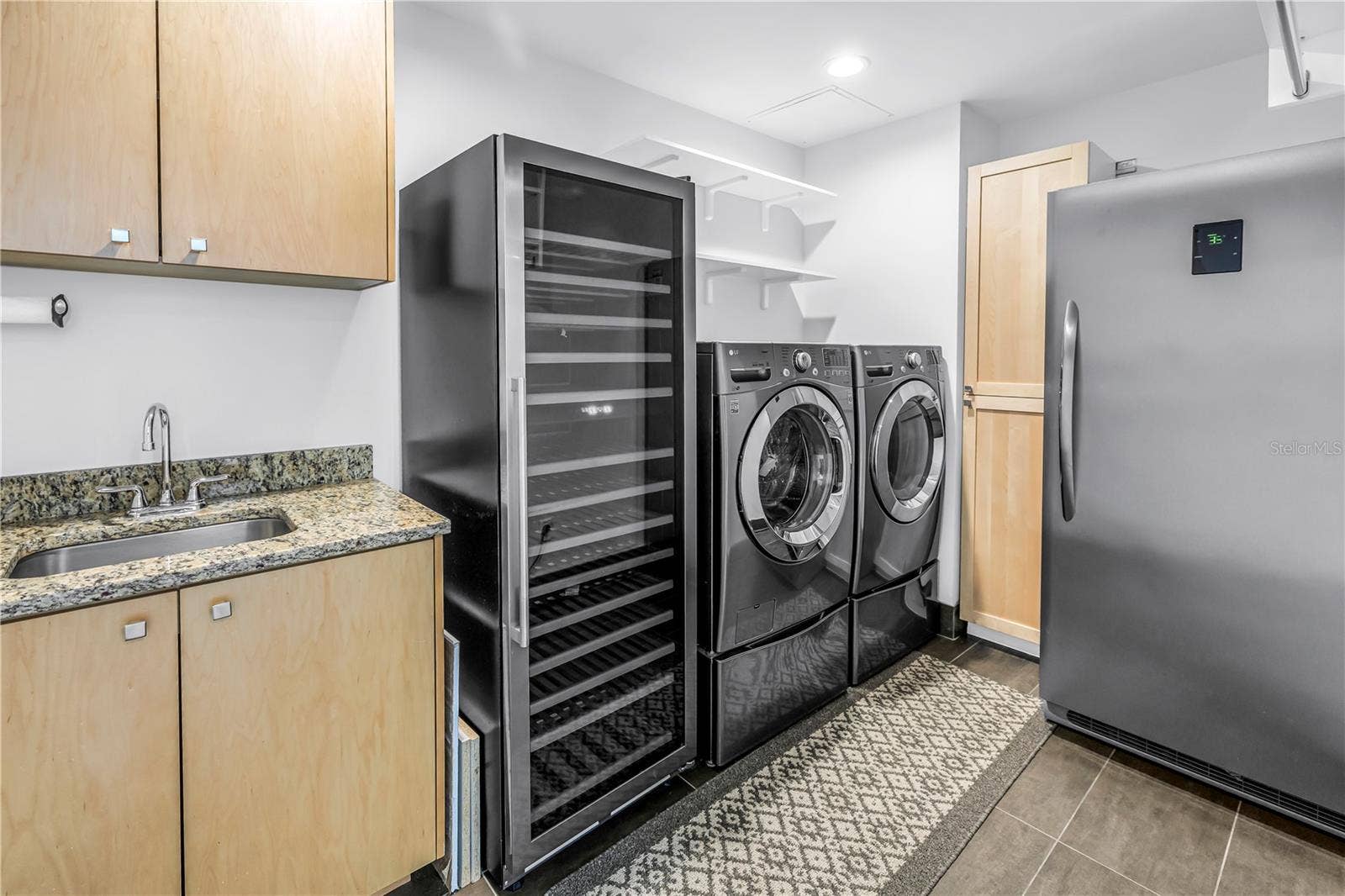 176 4TH AVENUE NE, #1101, St Petersburg, FL 33701 176 4TH AVENUE NE, #1101, St Petersburg, FL 33701