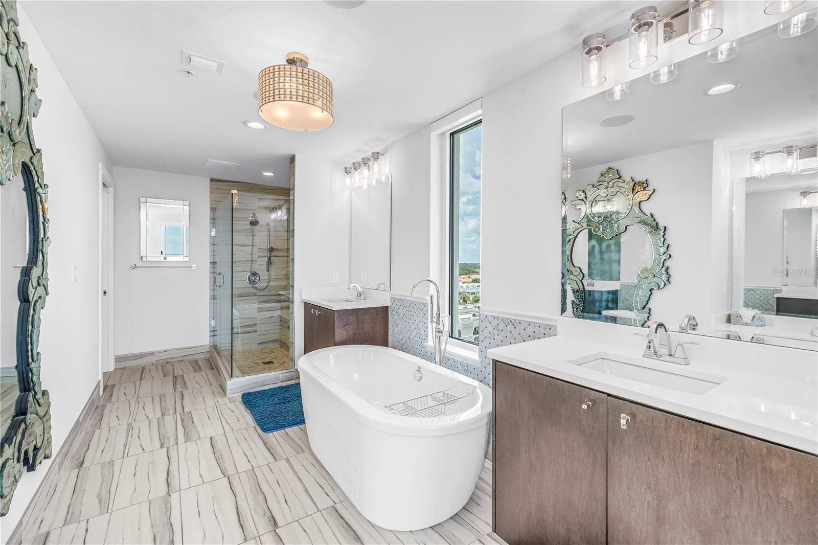 176 4TH AVENUE NE, #1101, St Petersburg, FL 33701 176 4TH AVENUE NE, #1101, St Petersburg, FL 33701