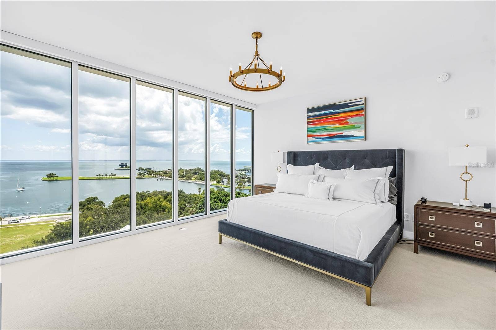 176 4TH AVENUE NE, #1101, St Petersburg, FL 33701 176 4TH AVENUE NE, #1101, St Petersburg, FL 33701