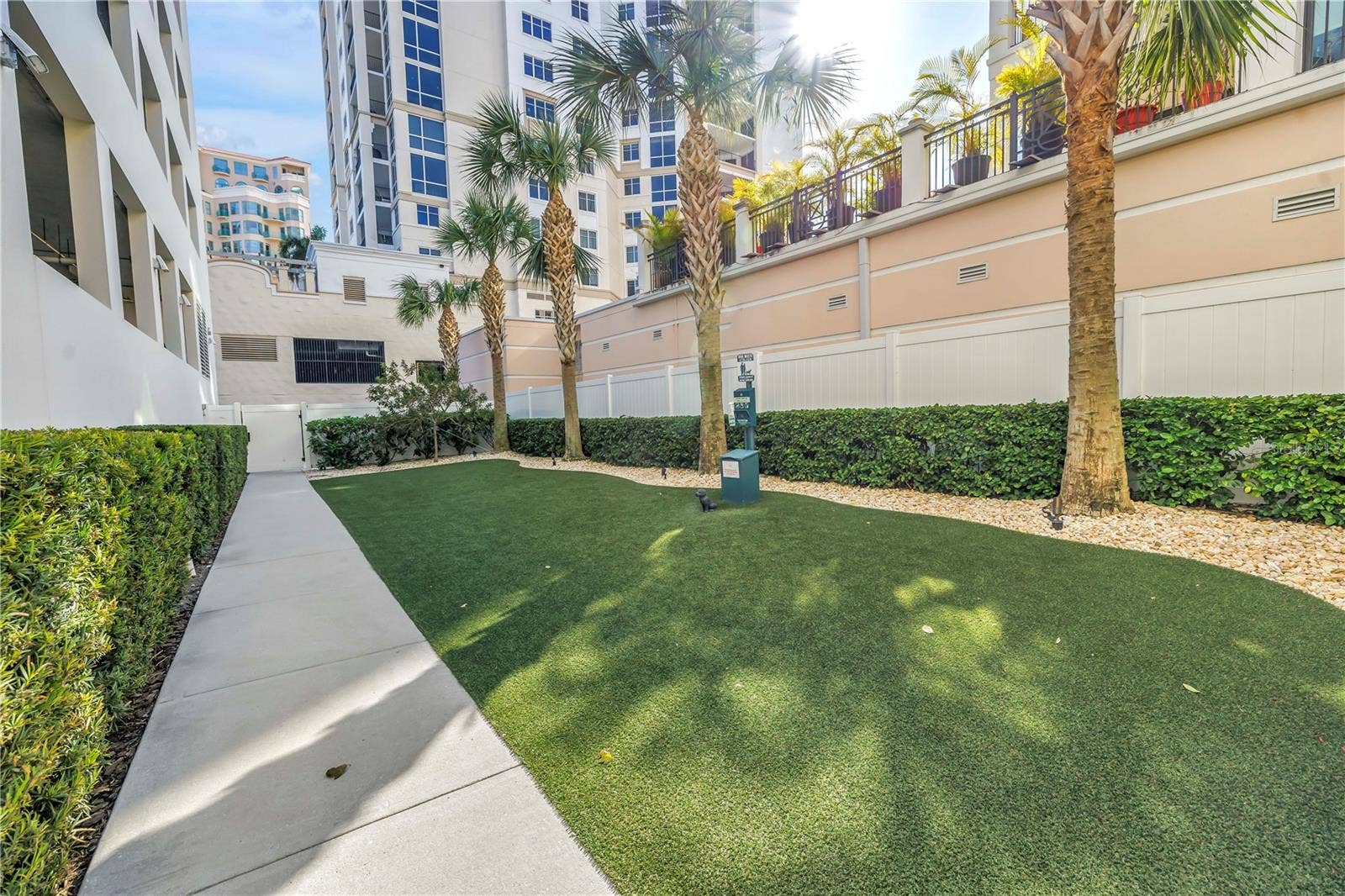 176 4TH AVENUE NE, #1101, St Petersburg, FL 33701 176 4TH AVENUE NE, #1101, St Petersburg, FL 33701