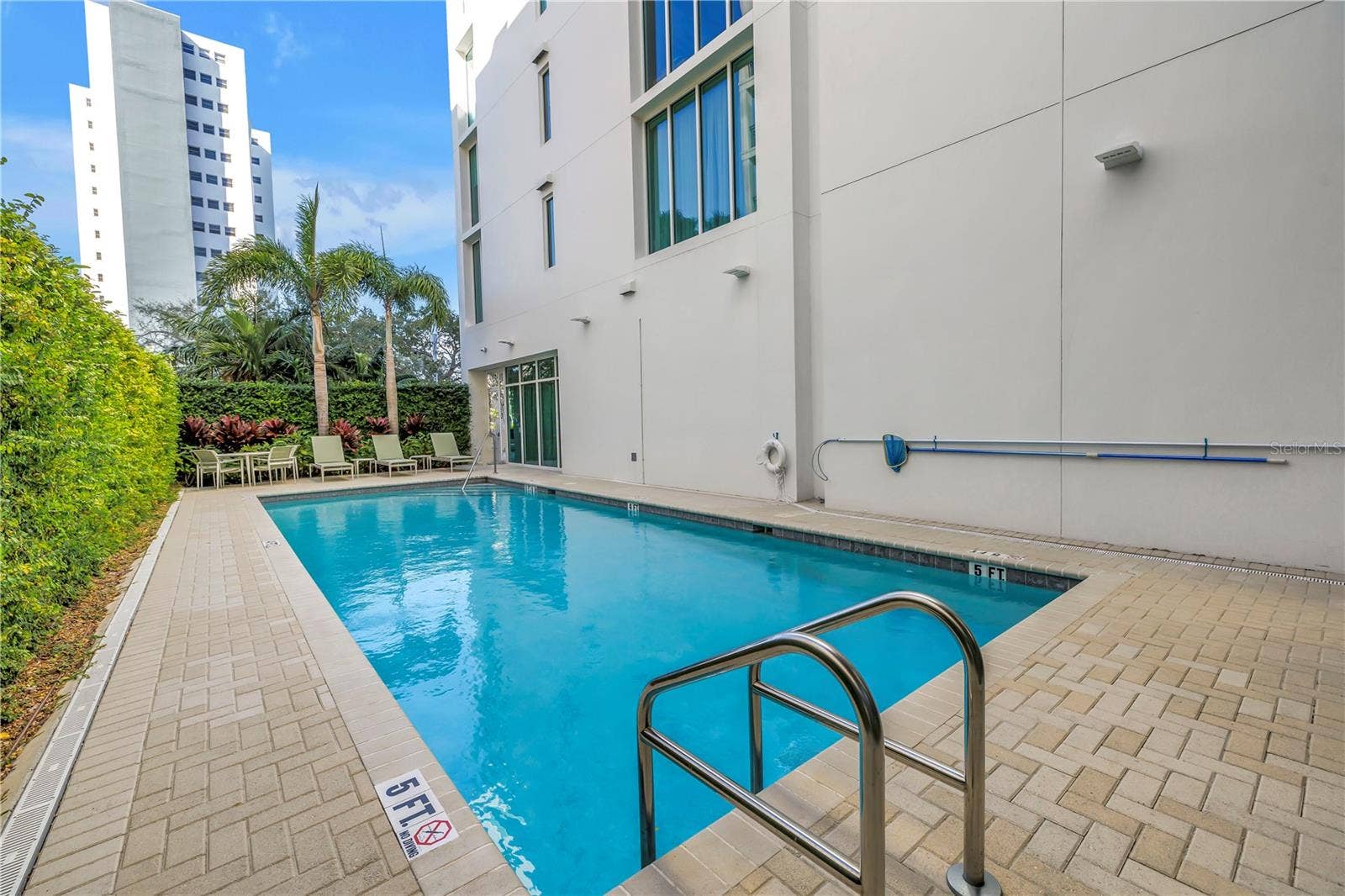 176 4TH AVENUE NE, #1101, St Petersburg, FL 33701 176 4TH AVENUE NE, #1101, St Petersburg, FL 33701