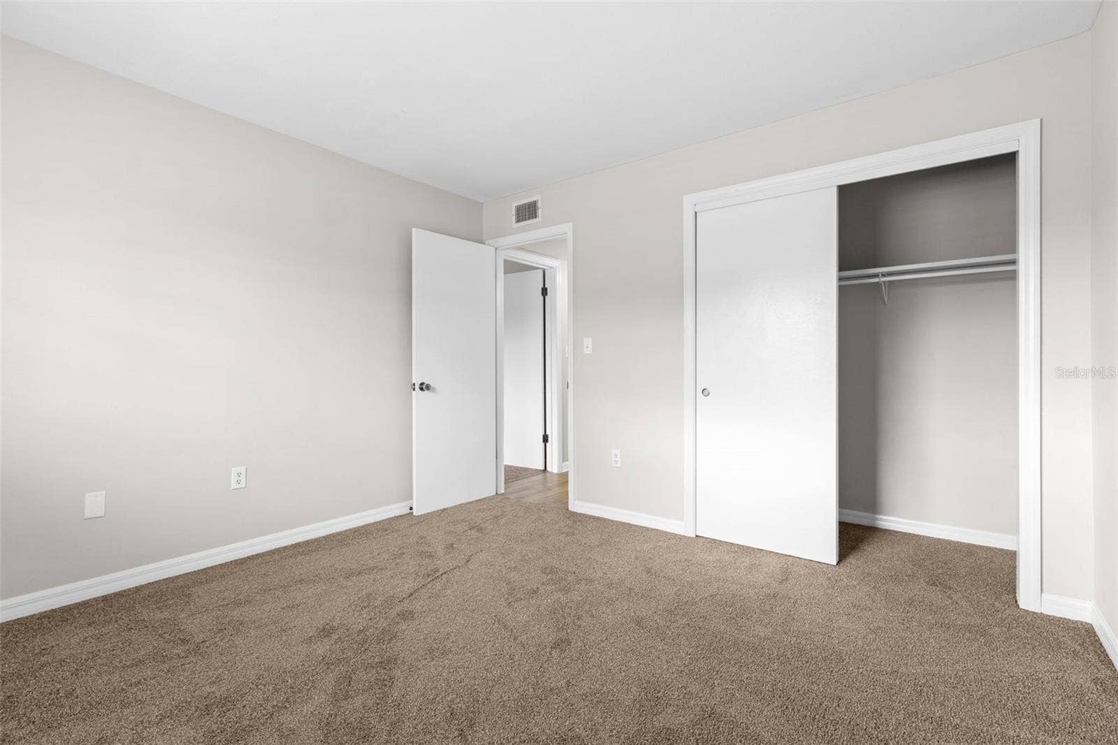 350 79TH AVENUE N, #134, St Petersburg, FL 33702