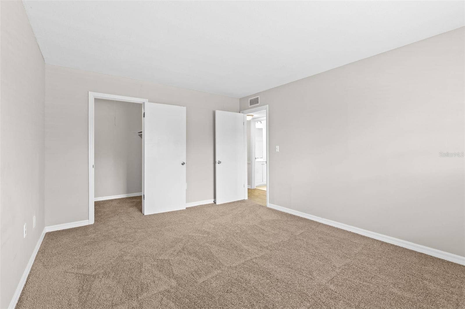 350 79TH AVENUE N, #134, St Petersburg, FL 33702