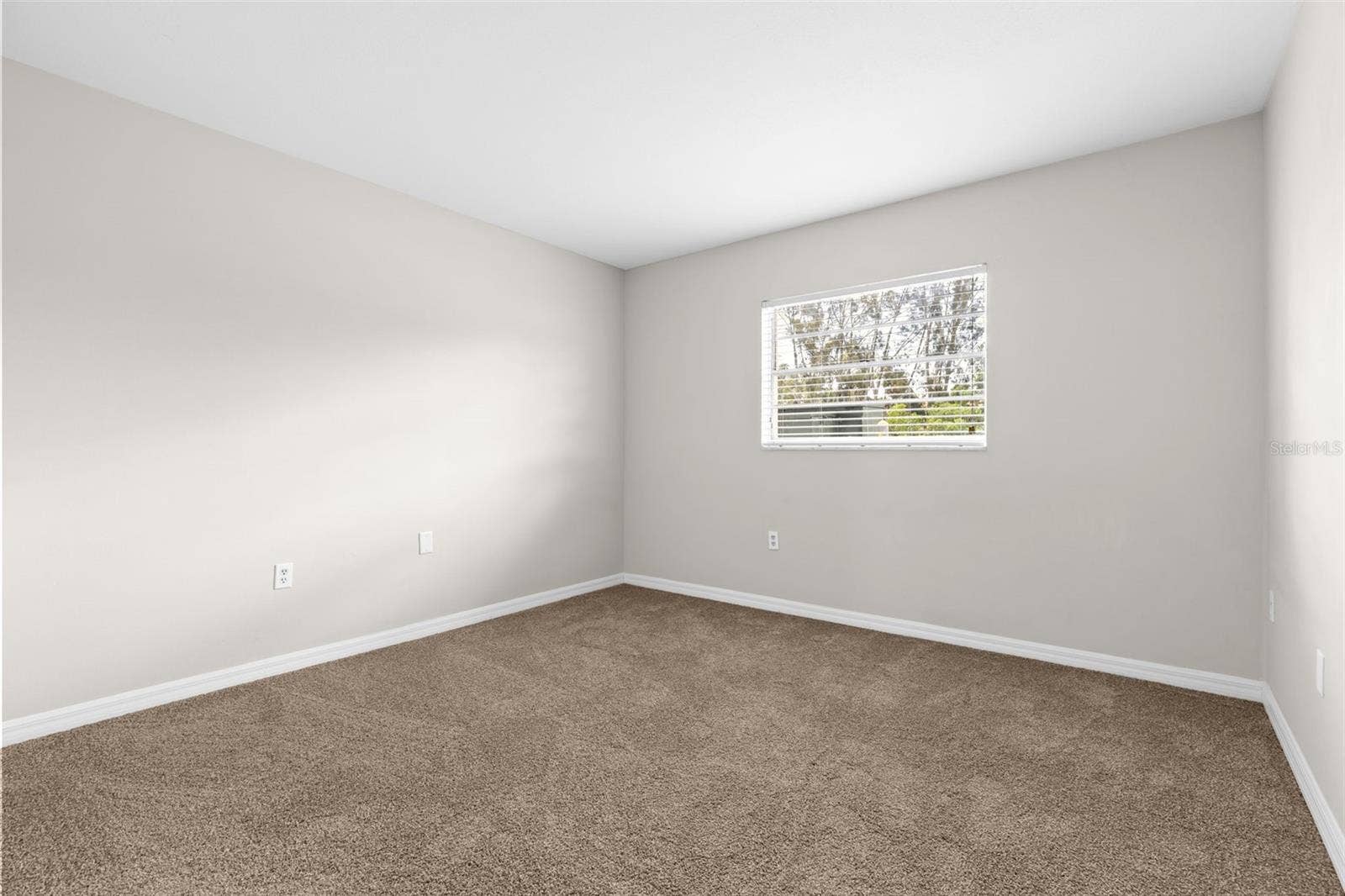 350 79TH AVENUE N, #134, St Petersburg, FL 33702