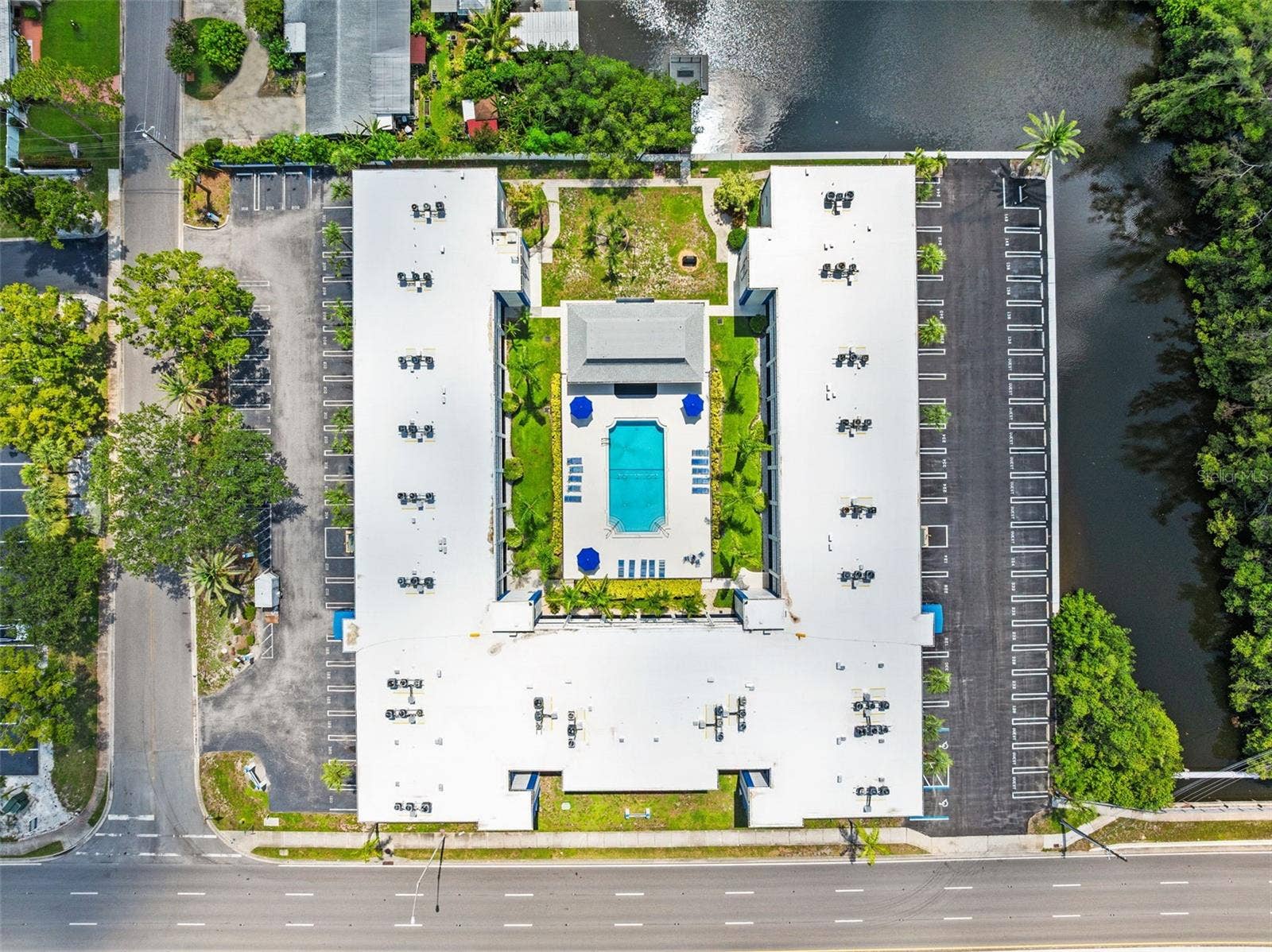 350 79TH AVENUE N, #134, St Petersburg, FL 33702