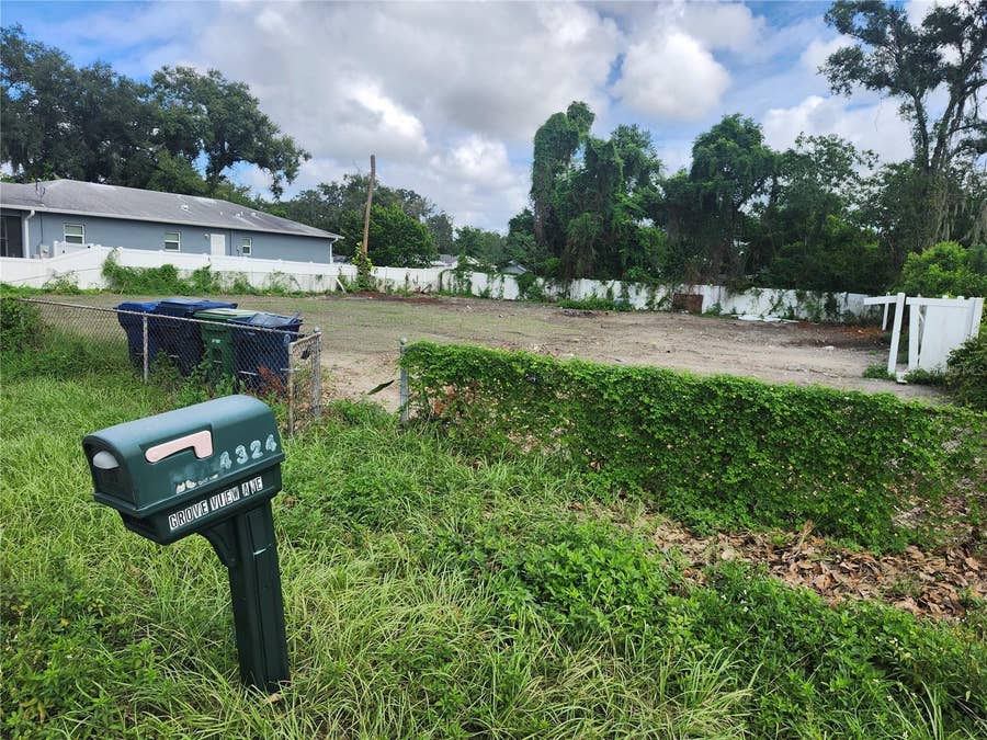 Property photo for 4324 E GROVE VIEW AVENUE, Tampa, FL