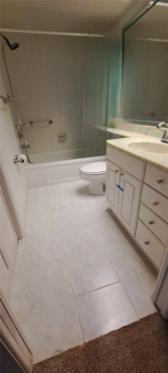 60 KAY COURT, Oldsmar, FL 34677 Your own private suite in both bedrooms