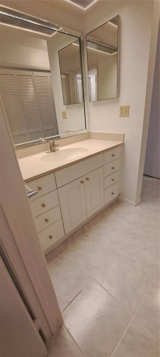 60 KAY COURT, Oldsmar, FL 34677 Bathroom 1