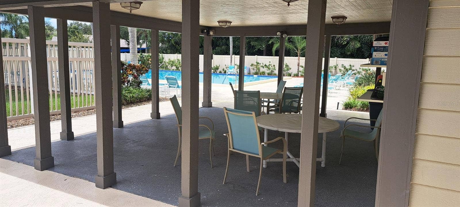60 KAY COURT, Oldsmar, FL 34677 60 KAY COURT, Oldsmar, FL 34677