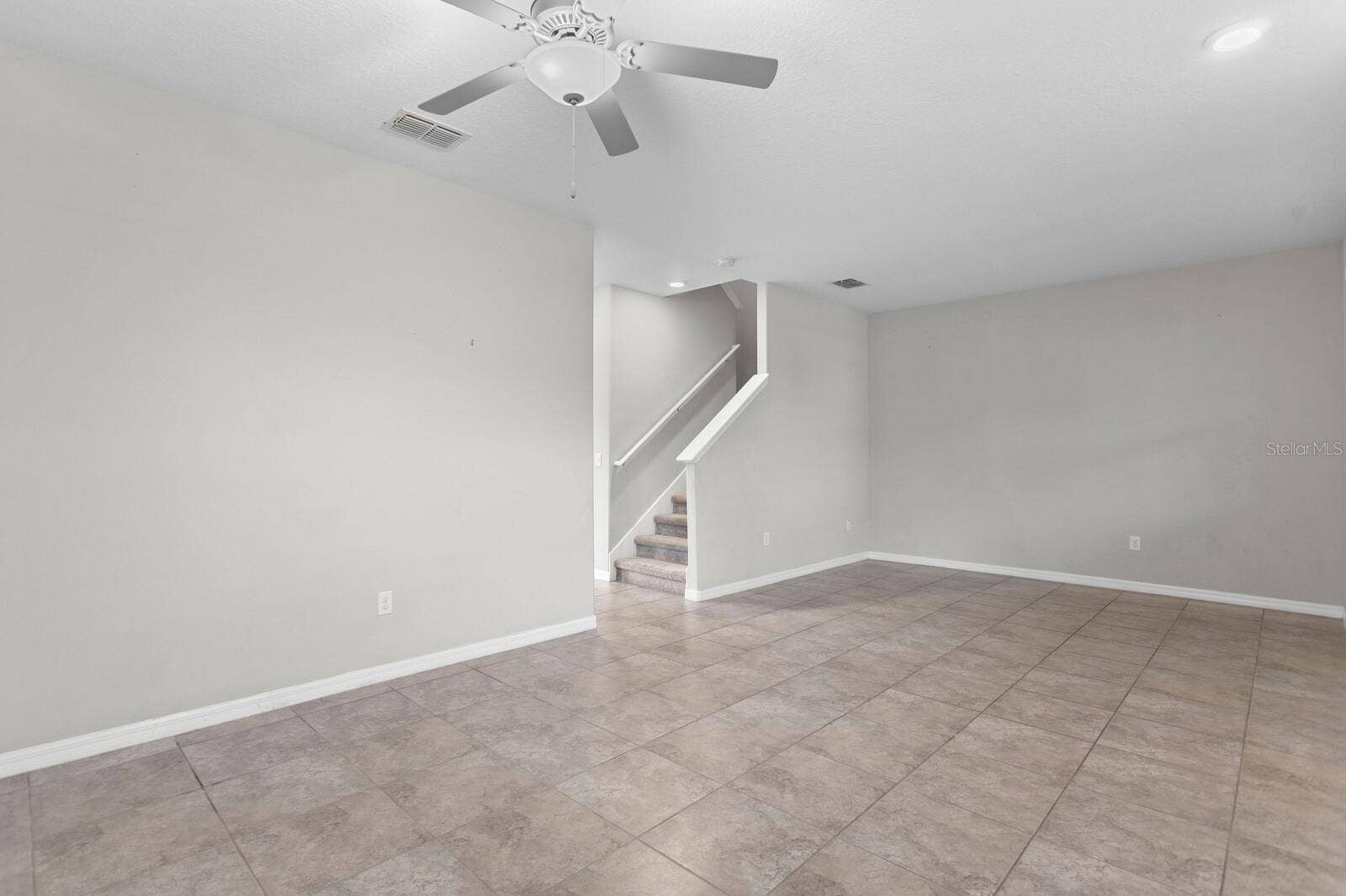 17402 CRUISER BEND, Land O Lakes, FL 34638 17402 CRUISER BEND, Land O Lakes, FL 34638