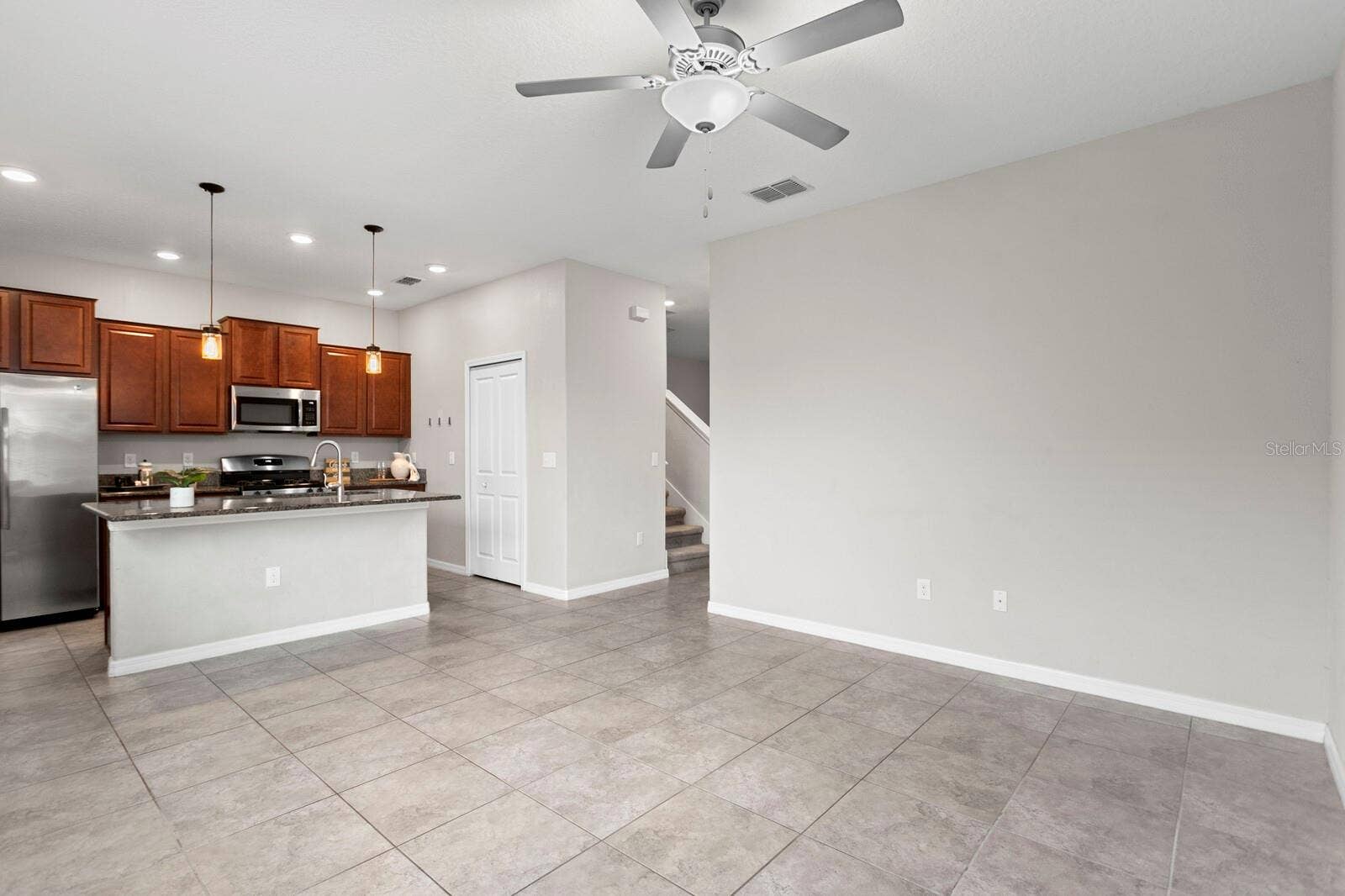 17402 CRUISER BEND, Land O Lakes, FL 34638 17402 CRUISER BEND, Land O Lakes, FL 34638