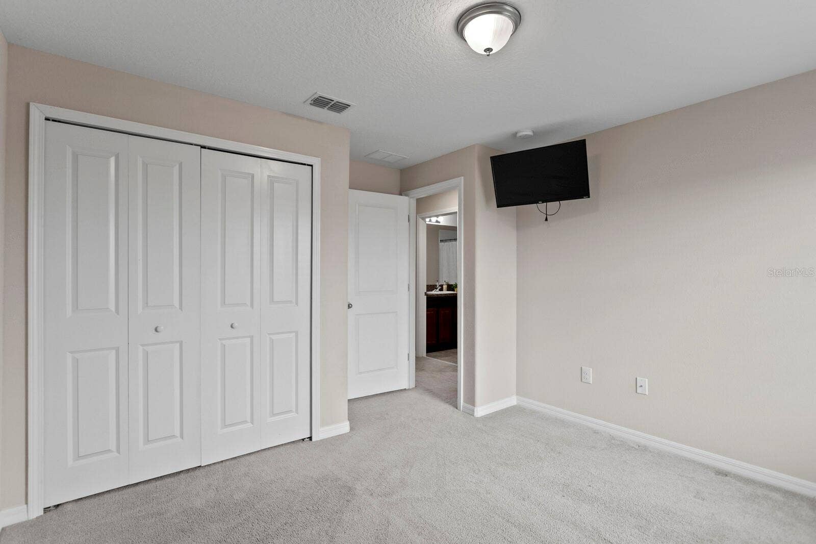 17402 CRUISER BEND, Land O Lakes, FL 34638 17402 CRUISER BEND, Land O Lakes, FL 34638