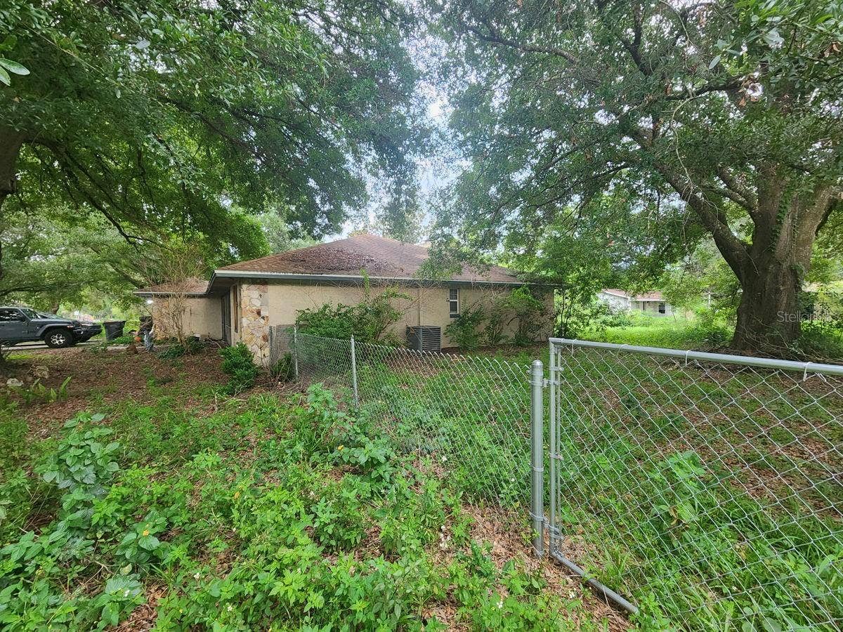 2407 SUMMER HOLLOW DRIVE, Auburndale, FL 33823 2407 SUMMER HOLLOW DRIVE, Auburndale, FL 33823
