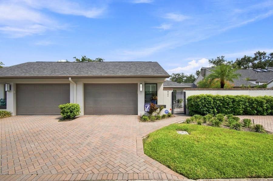 Property photo for 8643 PIPER LANE, Seminole, FL