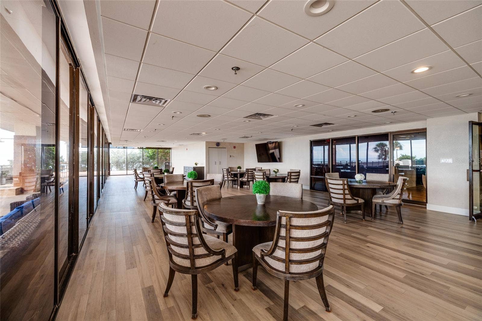 7650 BAYSHORE DRIVE, #805, Treasure Island, FL 33706