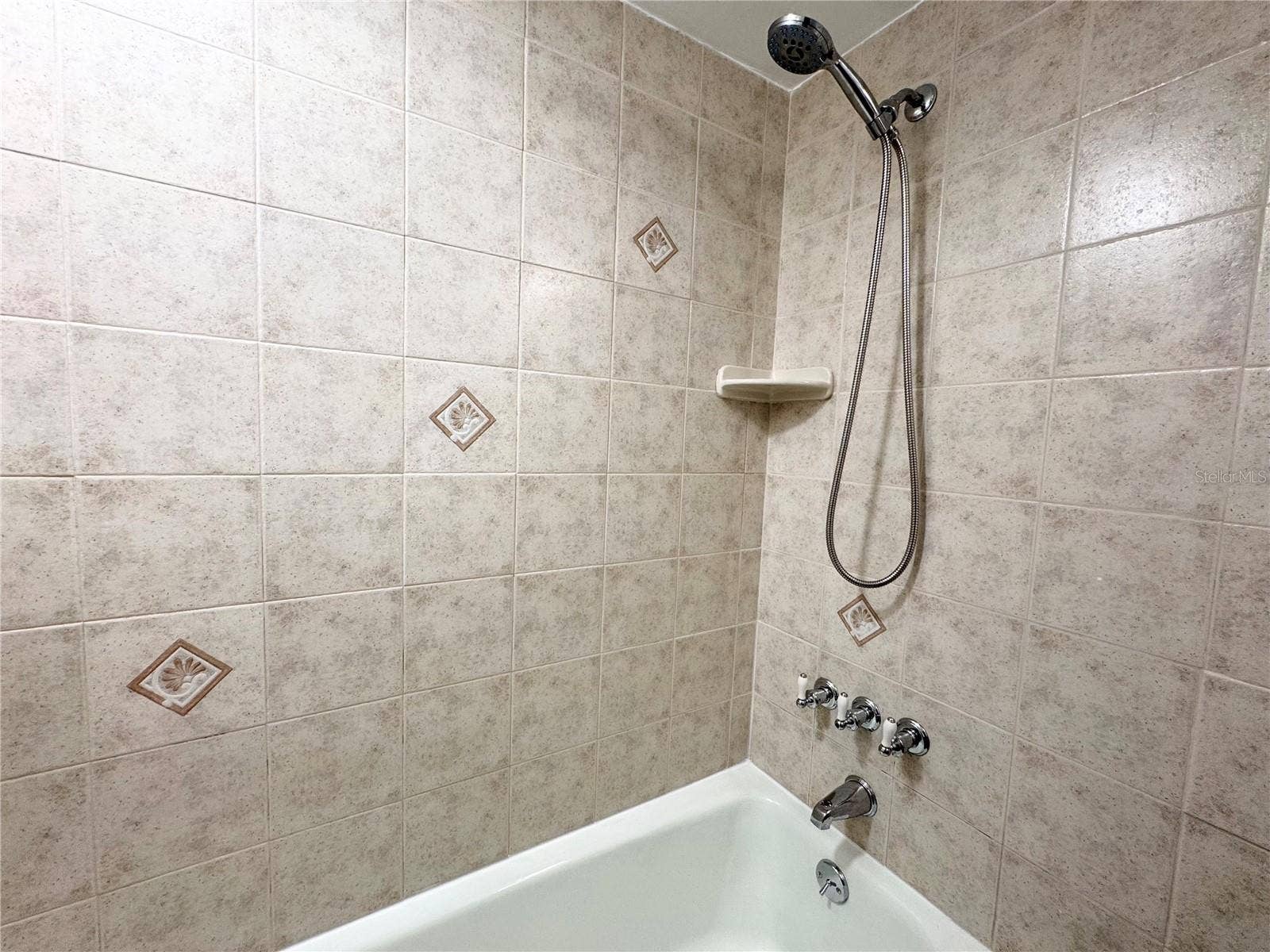 1100 E BAY DRIVE, #3, Largo, FL 33770 1100 E BAY DRIVE, #3, Largo, FL 33770