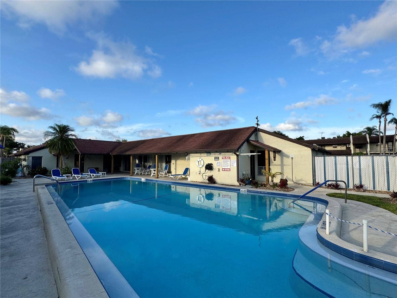 1100 E BAY DRIVE, #3, Largo, FL 33770 1100 E BAY DRIVE, #3, Largo, FL 33770