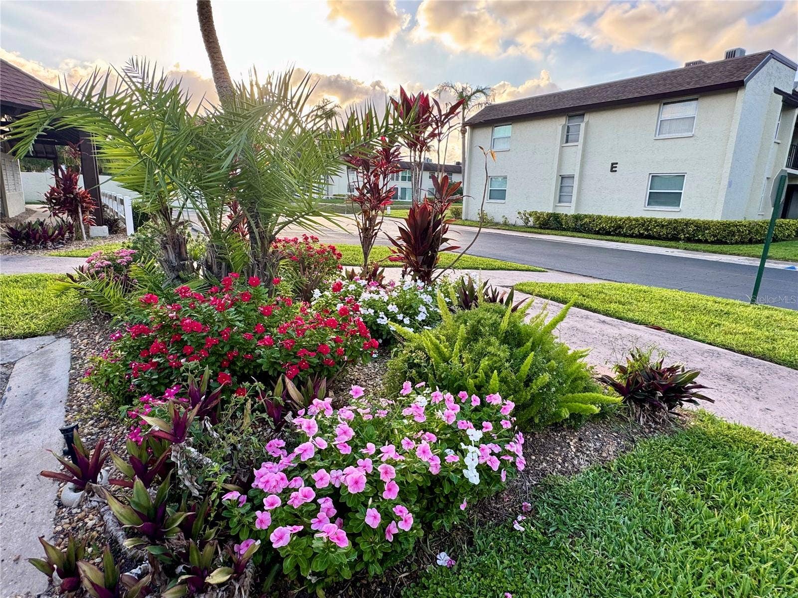 1100 E BAY DRIVE, #3, Largo, FL 33770 1100 E BAY DRIVE, #3, Largo, FL 33770