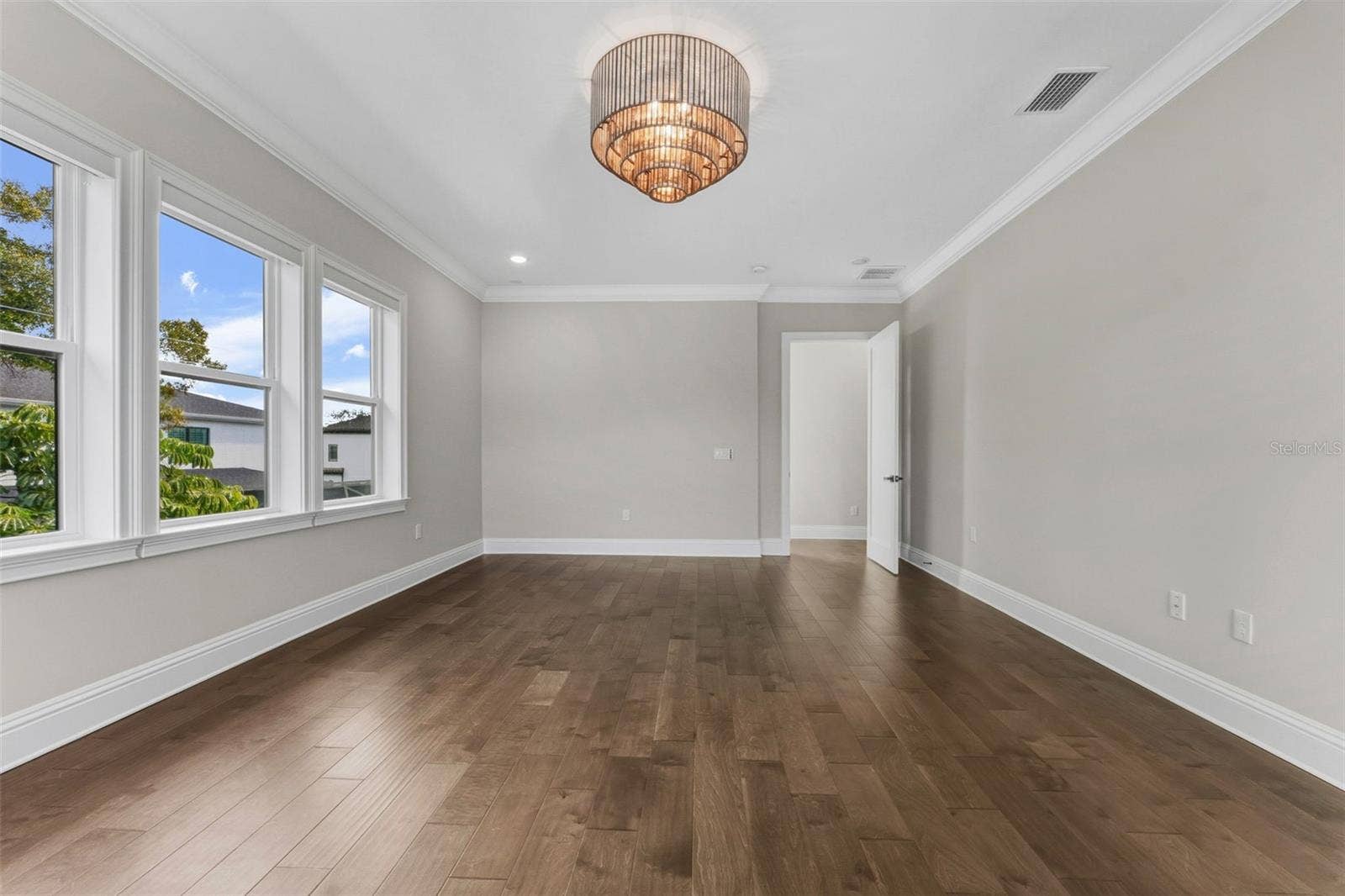 481 W DAVIS BOULEVARD, Tampa, FL 33606
