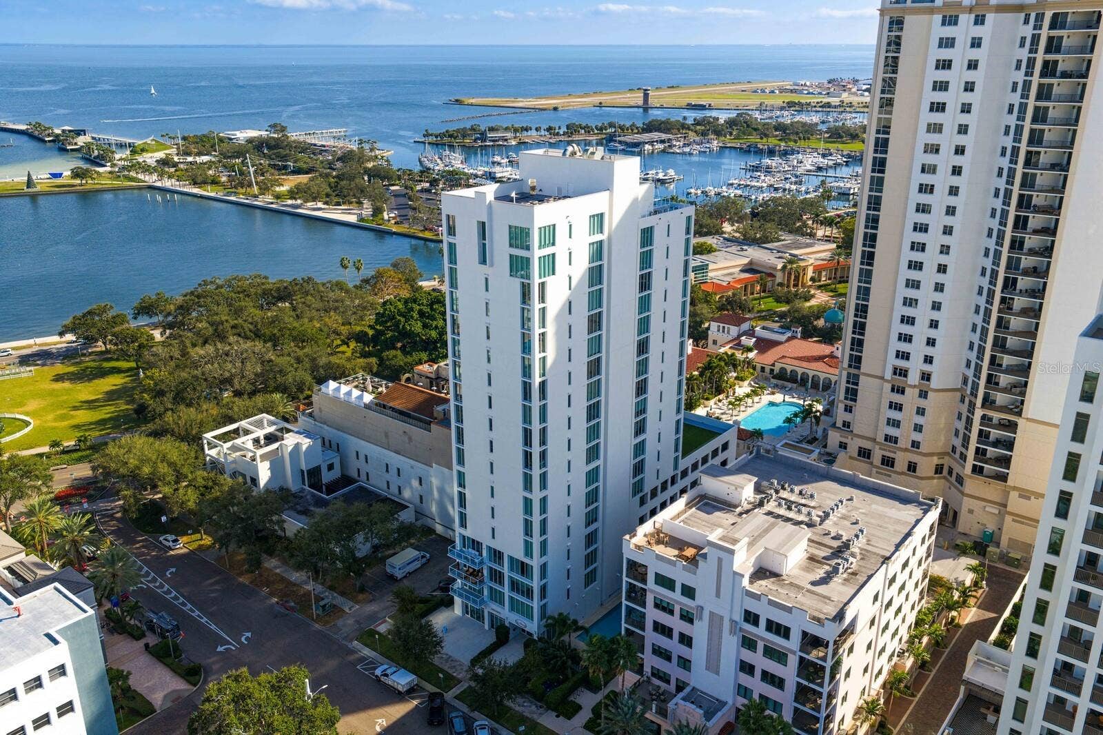176 4TH AVENUE NE, #1002, St Petersburg, FL 33701 176 4TH AVENUE NE, #1002, St Petersburg, FL 33701