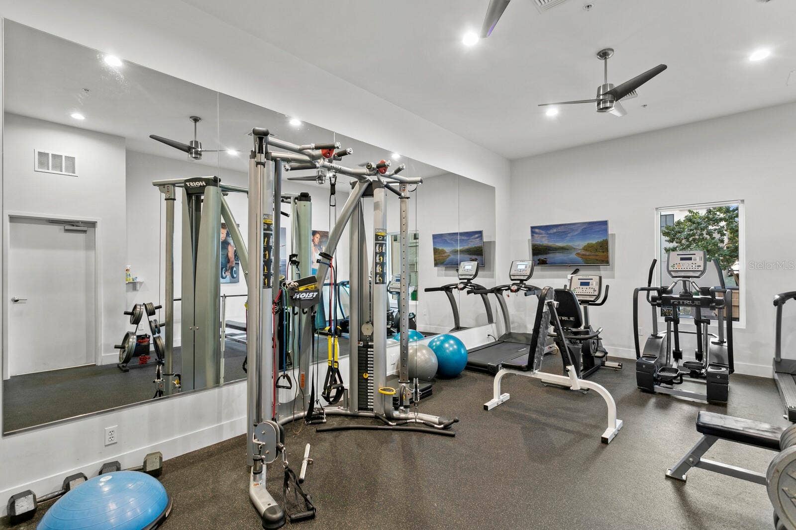 176 4TH AVENUE NE, #1002, St Petersburg, FL 33701 176 4TH AVENUE NE, #1002, St Petersburg, FL 33701