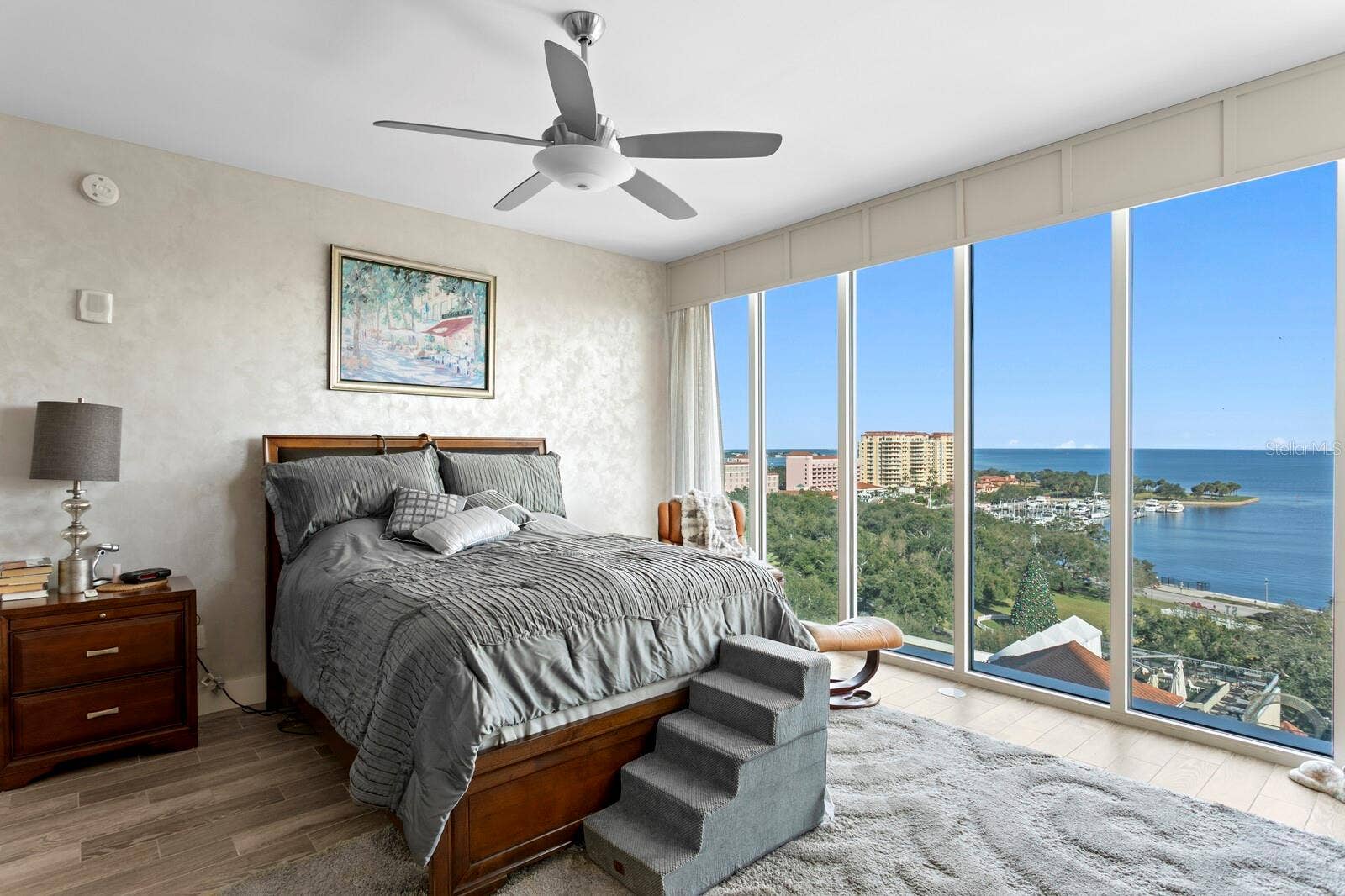 176 4TH AVENUE NE, #1002, St Petersburg, FL 33701 176 4TH AVENUE NE, #1002, St Petersburg, FL 33701