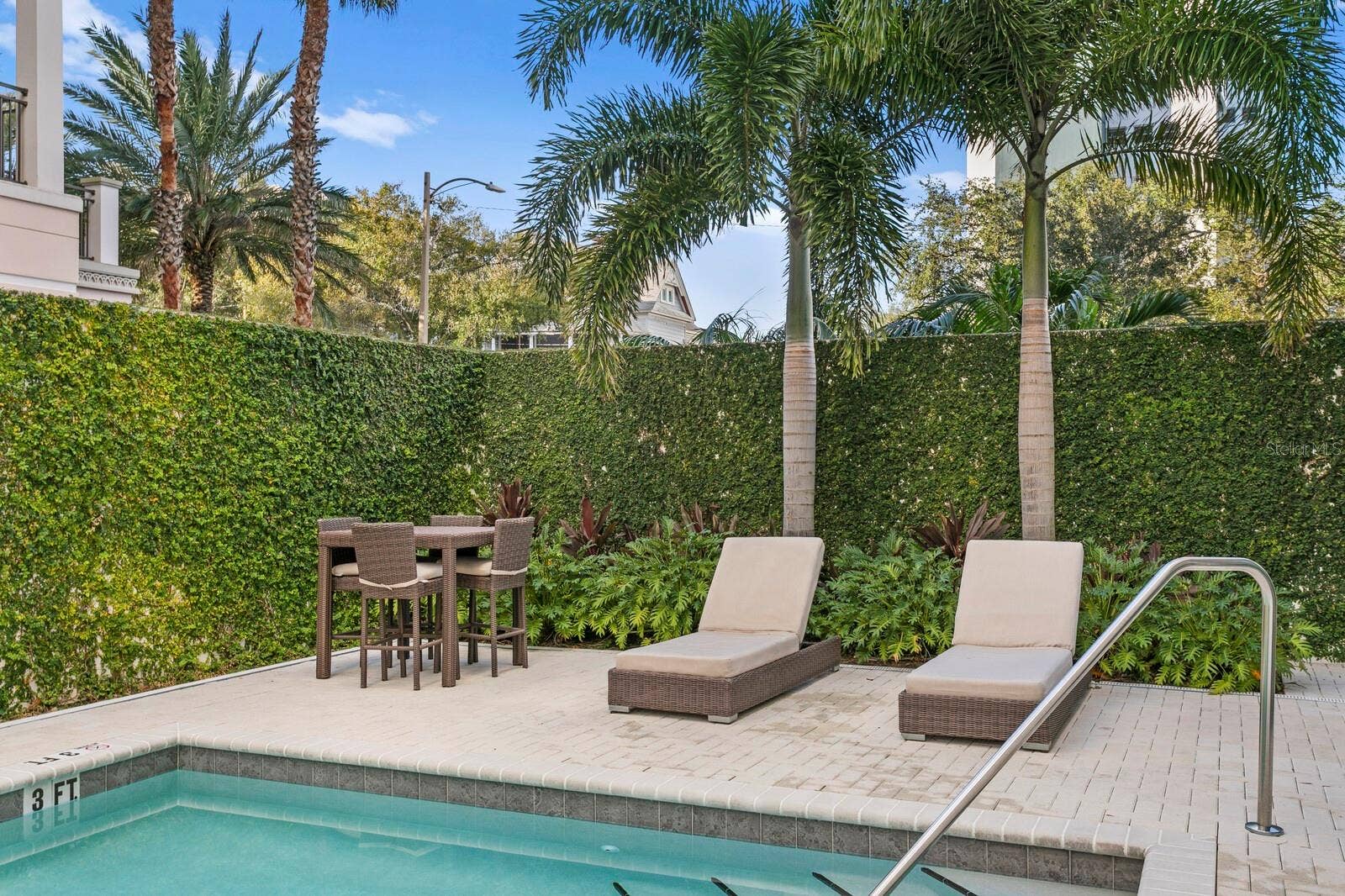 176 4TH AVENUE NE, #1002, St Petersburg, FL 33701 176 4TH AVENUE NE, #1002, St Petersburg, FL 33701