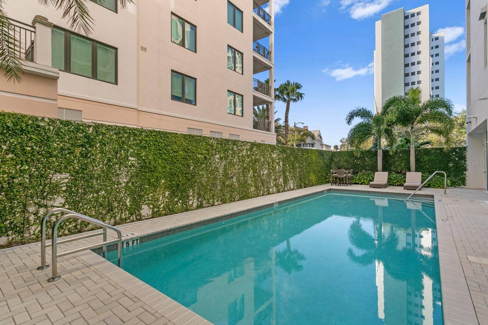 176 4TH AVENUE NE, #1002, St Petersburg, FL 33701 176 4TH AVENUE NE, #1002, St Petersburg, FL 33701