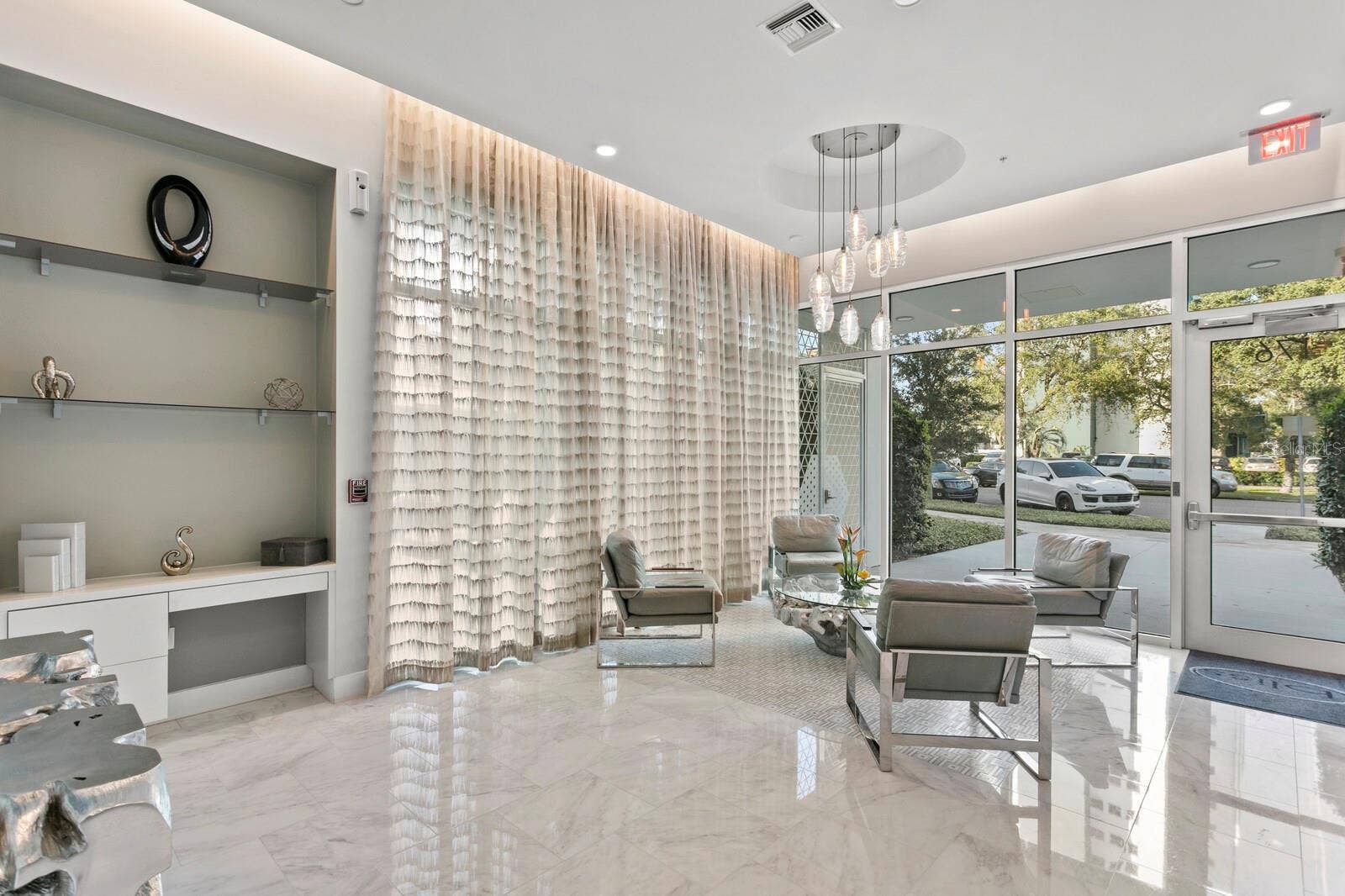 176 4TH AVENUE NE, #1002, St Petersburg, FL 33701 176 4TH AVENUE NE, #1002, St Petersburg, FL 33701
