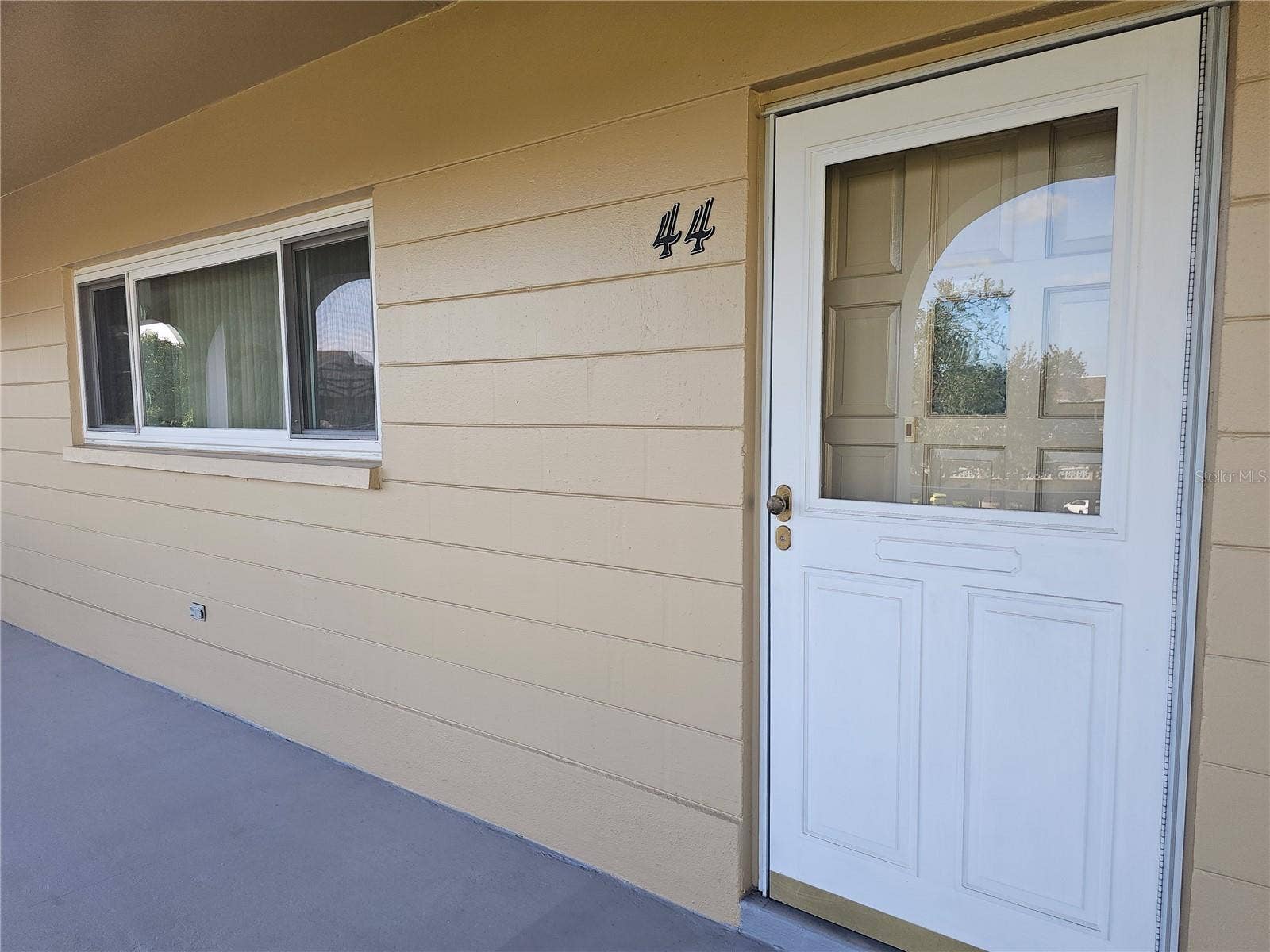 2320 BRISBANE STREET, #44, Clearwater, FL 33763 2320 BRISBANE STREET, #44, Clearwater, FL 33763