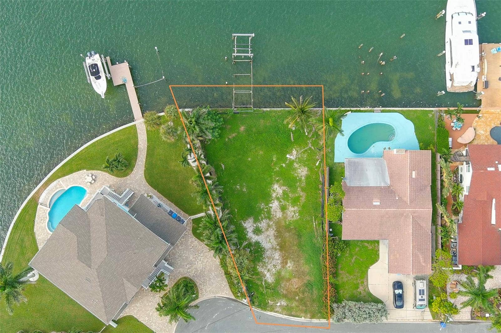 11080 8TH STREET E, Treasure Island, FL 33706 11080 8TH STREET E, Treasure Island, FL 33706