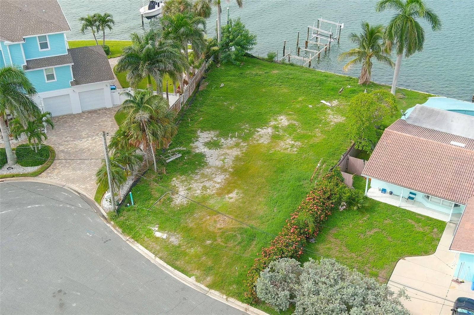 11080 8TH STREET E, Treasure Island, FL 33706 11080 8TH STREET E, Treasure Island, FL 33706