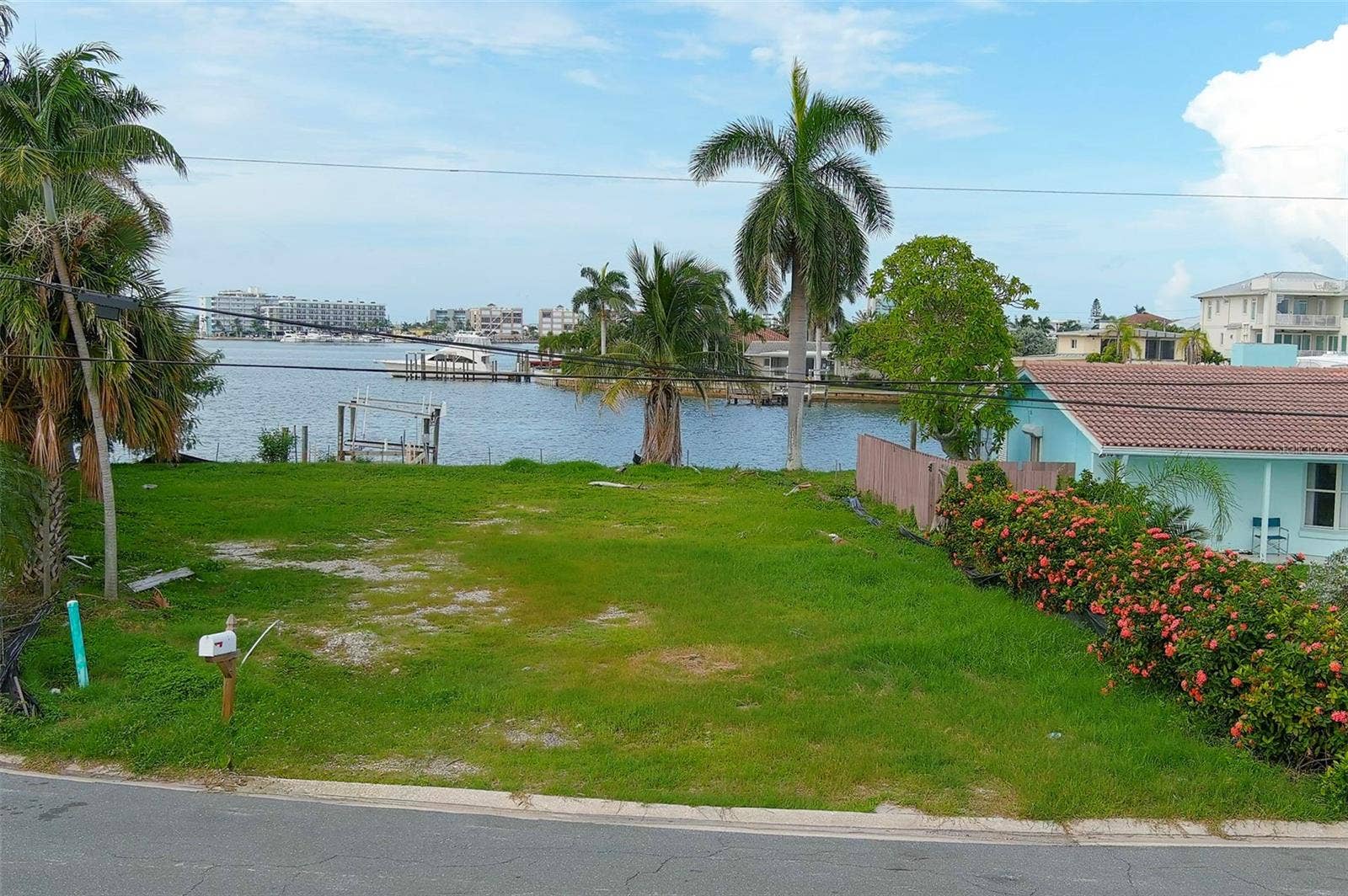 11080 8TH STREET E, Treasure Island, FL 33706 11080 8TH STREET E, Treasure Island, FL 33706