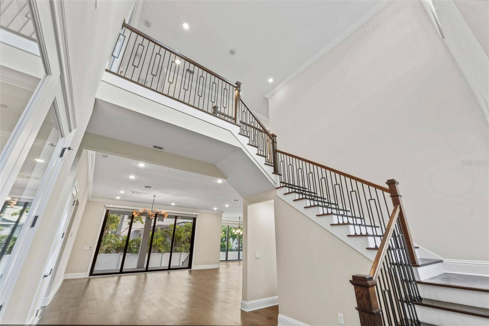 481 W DAVIS BOULEVARD, Tampa, FL 33606