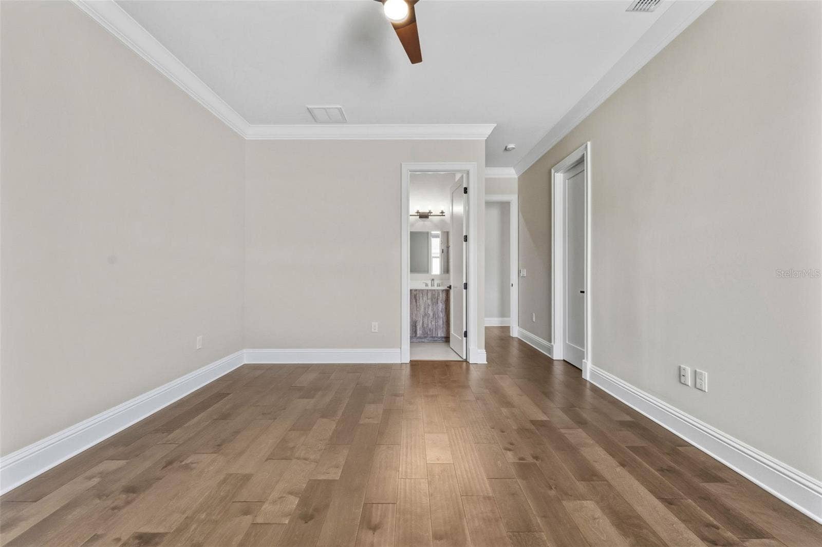 481 W DAVIS BOULEVARD, Tampa, FL 33606