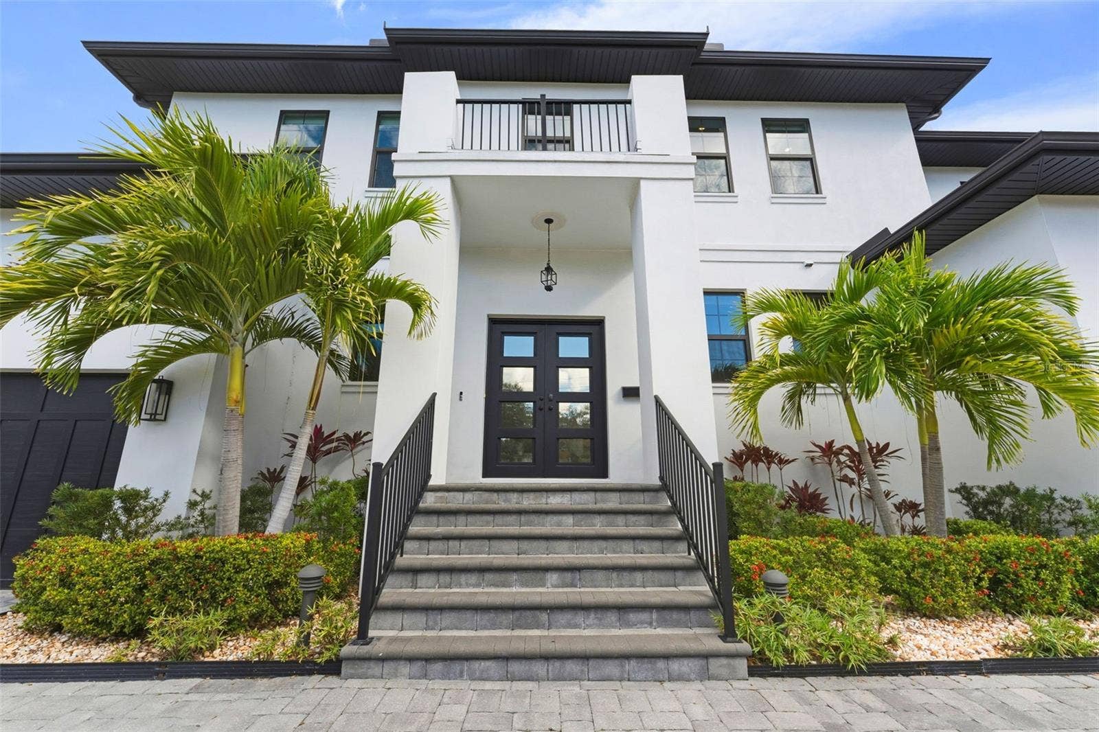 481 W DAVIS BOULEVARD, Tampa, FL 33606
