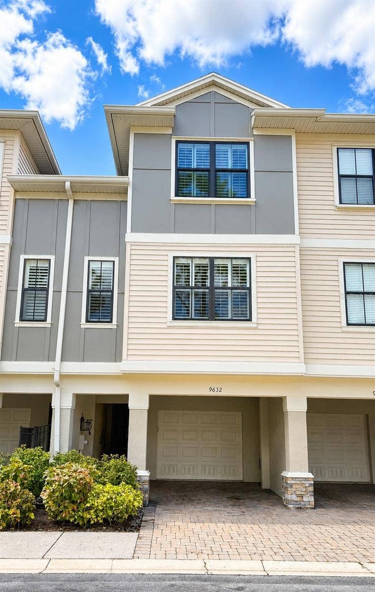 Property photo for 9632 BAY GROVE LANE, Tampa, FL